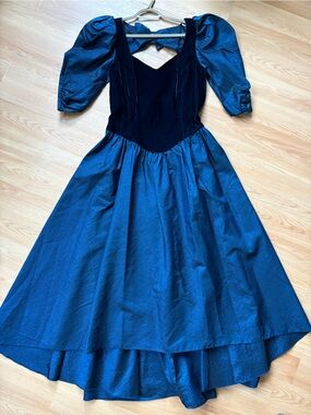 Alfred Angelo Blue and Black vintage Dress princess sz 13/14 Whimsygoth velvet